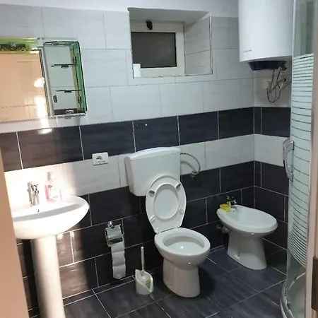 Bujtina Turkaj *